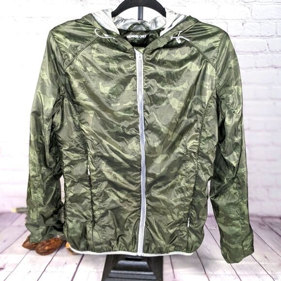 Members Only Camouflage Windbreaker Hooded Jacket - Picture 1 of 12